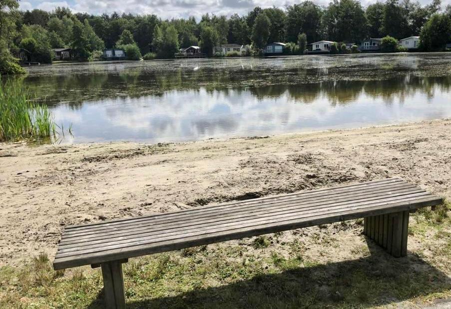Landzicht Natuur Rust En Ruimte Oosterwolde  Exteriör bild
